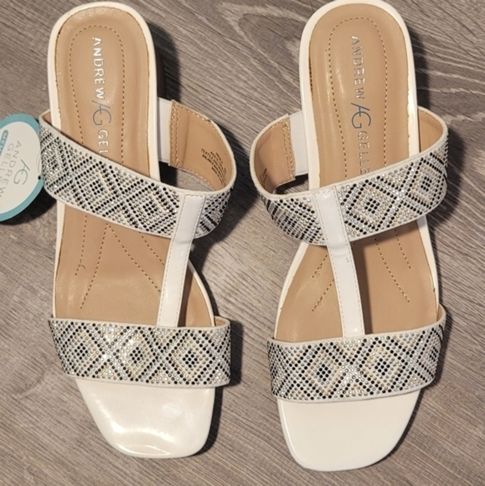 Andrew Geller Women's Henle White‎ Memory Foam Size 9M